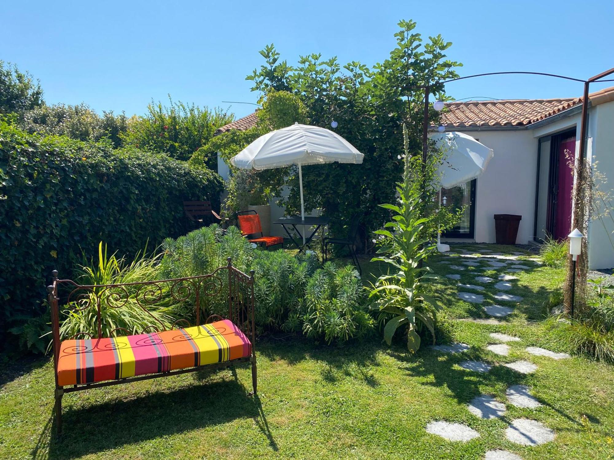Le 5 Bis Bed & Breakfast Mornac-sur-Seudre Екстериор снимка